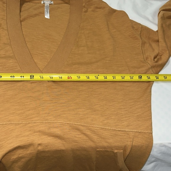 FREE PEOPLE Just Because Jumpsuit V-Neck Long Sleeve Pockets Jogger Hems Size M - Picture 10 of 16